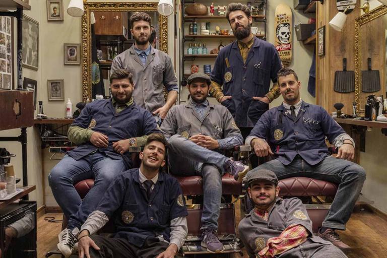 Roosters Barbershop: Η ανδρική περιποίηση σε πρώτο πλάνο