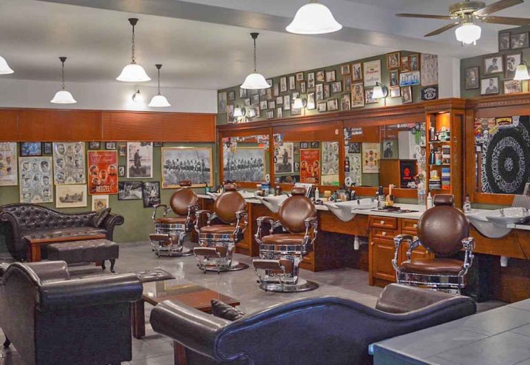 Hood Branded A.C. Barbershop: Υψηλής ποιότητας υπηρεσίες για άνδρες που δεν συμβιβάζονται με τη μετριότητα