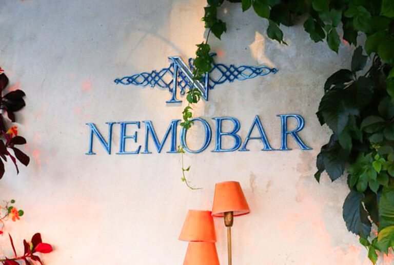 Nemo Bar: Διαχρονικά το πιο ωραίο στην Παροικιά 